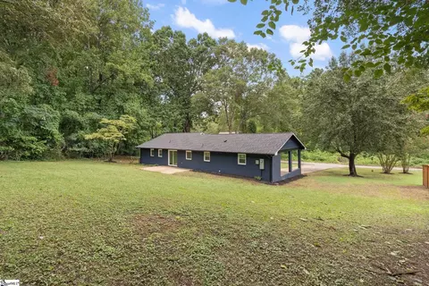 3 Brookvale Dr, Williamston, SC 29697 photo 3