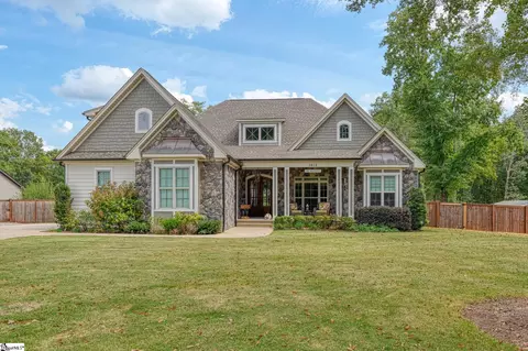 1615 Price House Rd, Roebuck, SC 29376