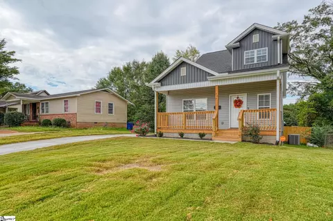 207 High St, Spartanburg, SC 29306