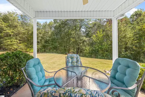 Exterior - 300 Brandon Ct, Easley, SC 29641 photo 5 of 8