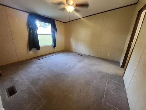 4 Ash St, Startex, SC 29377 photo 2