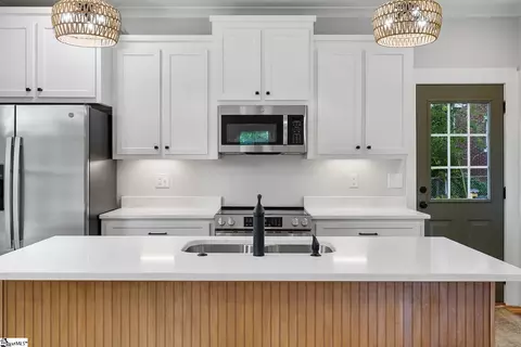 Kitchen - 504 E Main St, Pendleton, SC 29670 photo 2 of 7