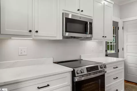 Kitchen - 504 E Main St, Pendleton, SC 29670 photo 6 of 7