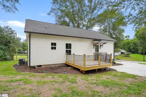 Exterior - 504 E Main St, Pendleton, SC 29670 photo 10 of 10