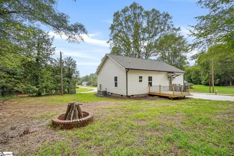 Exterior - 504 E Main St, Pendleton, SC 29670 photo 9 of 10