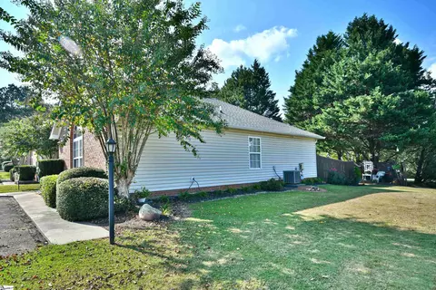 104 Reef Ct # B, Easley, SC 29642 photo 34
