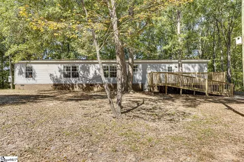 13373 Highway 101 S, Gray Court, SC 29645