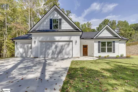 704 Belvue Rd, Travelers Rest, SC 29690