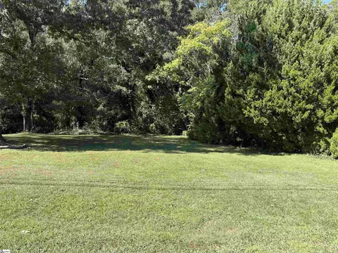105 Downs St, Laurens, SC 29360 photo 6