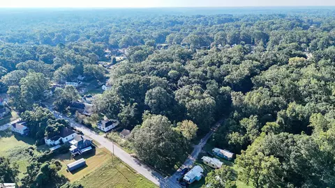 105 Downs St, Laurens, SC 29360 photo 9