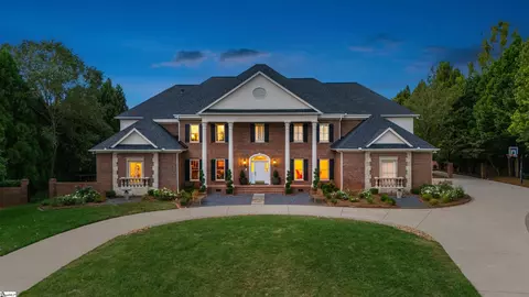 204 Kilgore Cir, Simpsonville, SC 29681