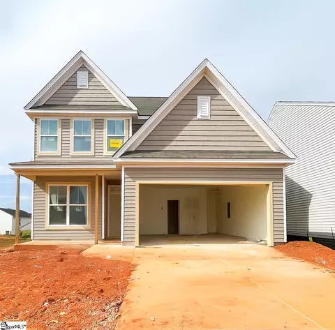 215 Pendergast Rd, Greenville, SC 29605