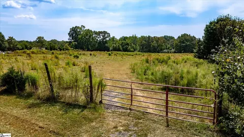 169 Cooley Bridge Rd, Pelzer, SC 29669 photo 2
