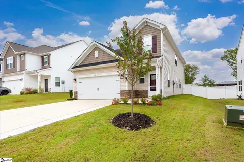 957 Cherry Plum Dr, Lyman, SC 29365 photo 3