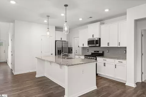 957 Cherry Plum Dr, Lyman, SC 29365 photo 6
