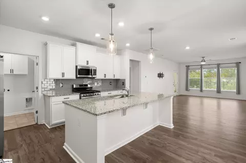 957 Cherry Plum Dr, Lyman, SC 29365 photo 7