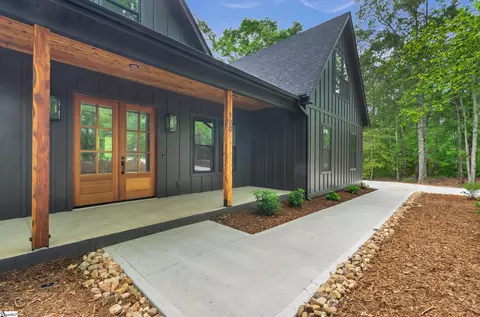 120 Thomason View Rd, Fountain Inn, SC 29644