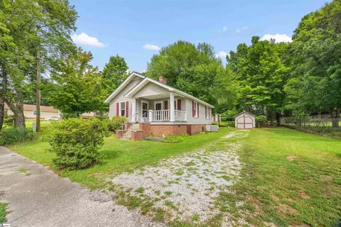 704 Slater Rd, Marietta, SC 29661
