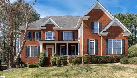 805 Carriage Hill Rd, Simpsonville, SC 29681