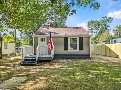 106 Camp St, Spartanburg, SC 29303