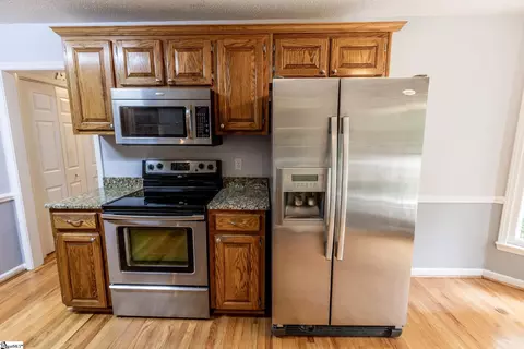 Kitchen - 114 Beech Ln, Anderson, SC 29621 photo 4 of 4
