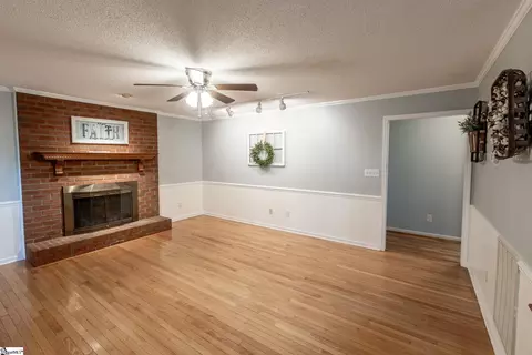 Living - 114 Beech Ln, Anderson, SC 29621 photo 1 of 3