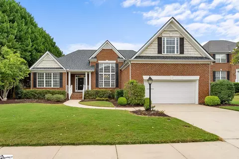409 Heather Falls Ln, Simpsonville, SC 29681
