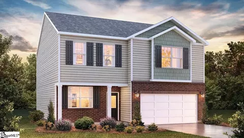 1174 White Willow Dr, Spartanburg, SC 29303