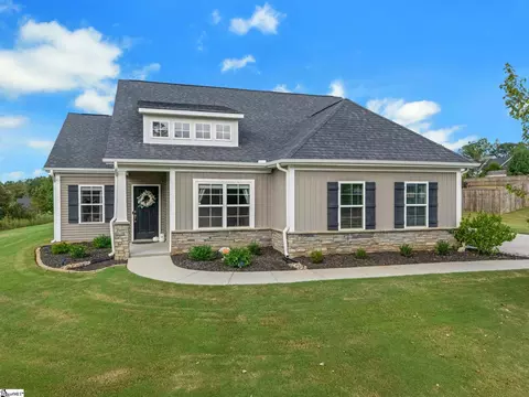 119 Coppermine Dr, Easley, SC 29642