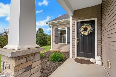 Exterior - 119 Coppermine Dr, Easley, SC 29642 photo 6 of 15