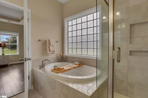 Bath - 119 Coppermine Dr, Easley, SC 29642 photo 2 of 5