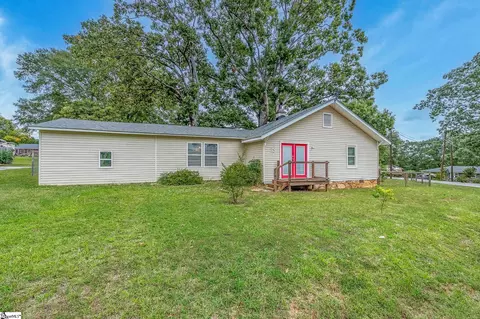13 Meadors Ave, Greenville, SC 29605