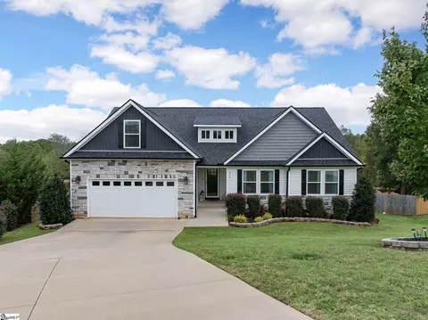 912 Willowpoint Ln, Spartanburg, SC 29303