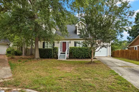 6 Bellamy Ct, Taylors, SC 29687