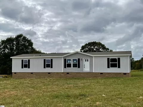 477 Island Creek Rd, Cowpens, SC 29330