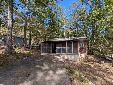 209 N Skyland Dr, Cleveland, SC 29635