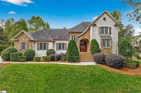 907 Sugar Oak Ct, Simpsonville, SC 29680