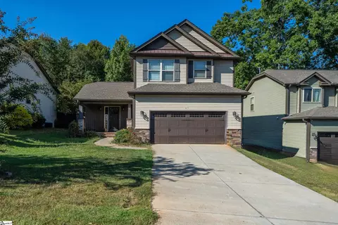 197 Tiara Ridge Ln, Duncan, SC 29334