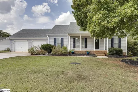 120 Robert Daniel Pl, Lyman, SC 29365