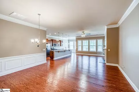 Living - 310 Wildflower Rd, Easley, SC 29642 photo 1 of 4
