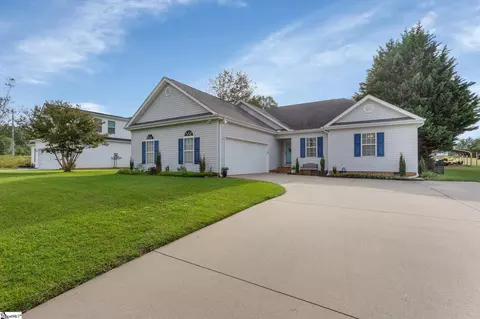 157 Lemon Creek Dr, Lyman, SC 29365