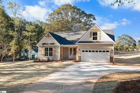 763 Cherokee Rd, Pelzer, SC 29669 photo 3