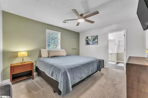 Bedroom - 199 Williams Rd, Pelzer, SC 29669 photo 3 of 4