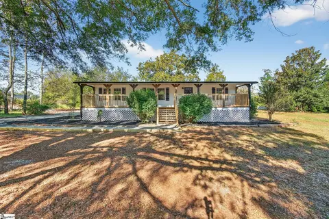 311 Wilkins Ford Rd, Inman, SC 29349