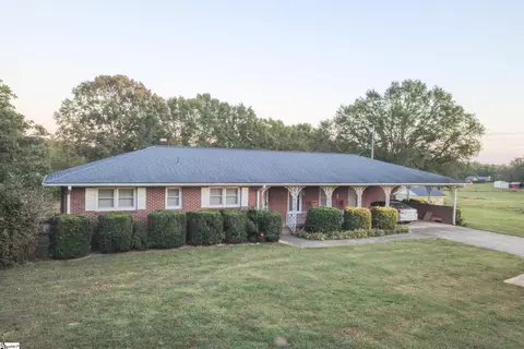 210 Locke Rd, Belton, SC 29627