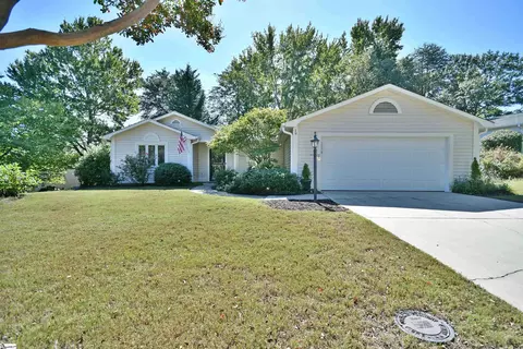 19 Woodtrace Cir, Greenville, SC 29615