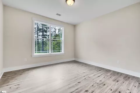 101 E Peninsula Dr, Laurens, SC 29360 photo 14