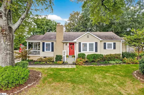 9 Virnelle St, Greenville, SC 29607