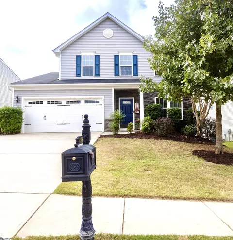 219 Sandusky Ln, Simpsonville, SC 29680