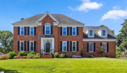 7 Wildflower Ct, Greenville, SC 29615